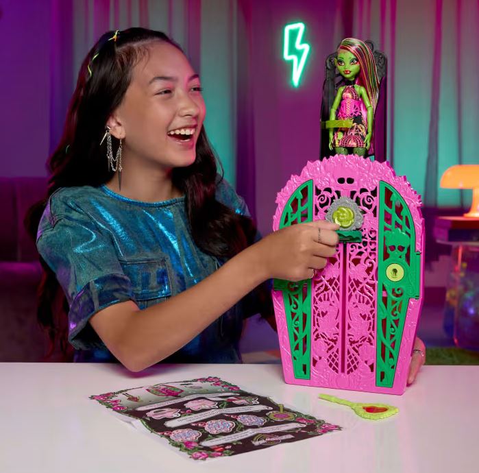 Monster High Skulltimate Secrets Garden - Image 4